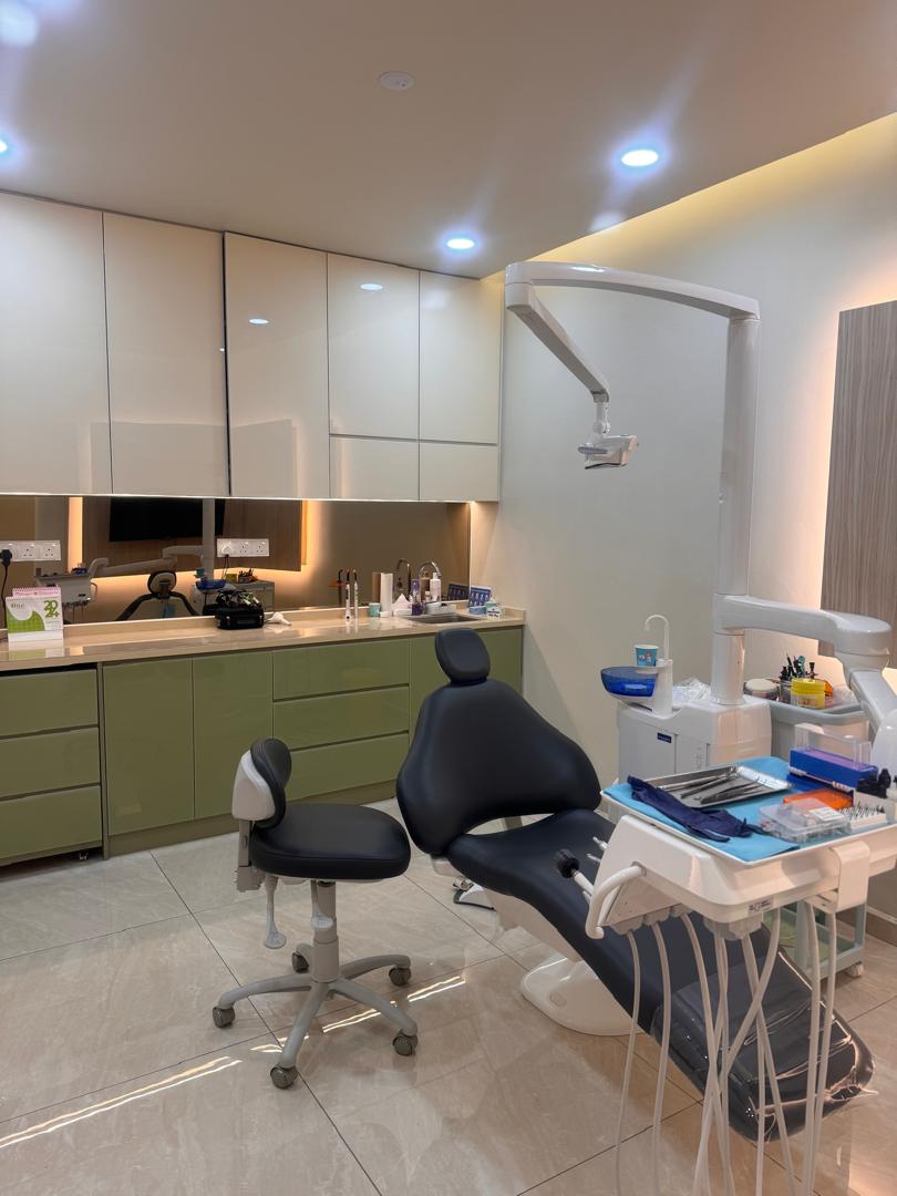 Dental chair and treatment room at Dr Jane Dental Clinic